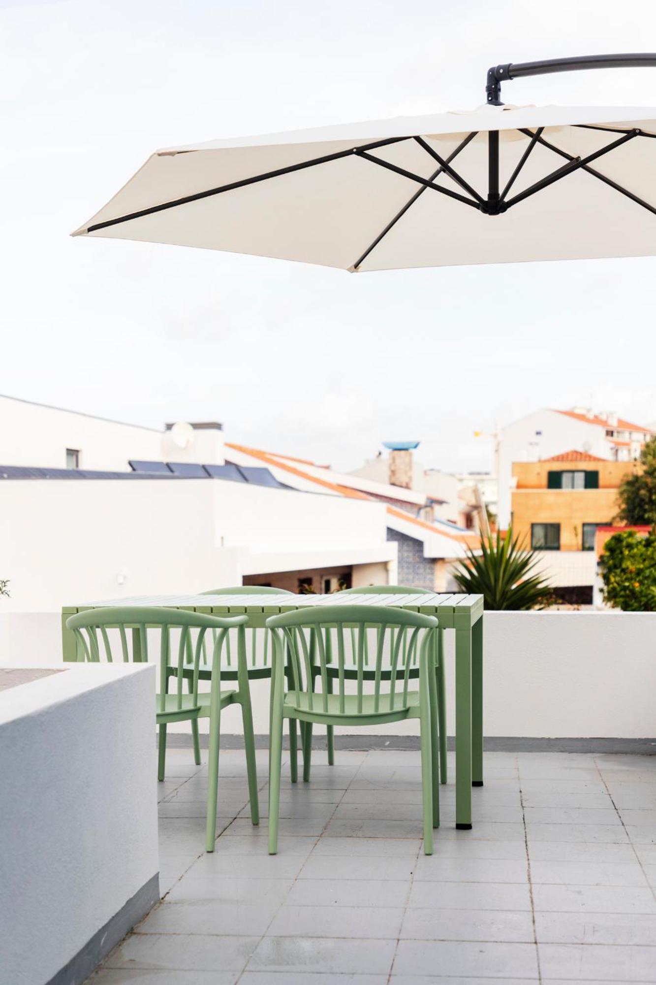 Apartment 98 And Terrace Aveiro